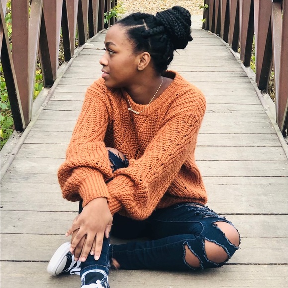 ASTR The Label Blouson Sleeve Dora sweater - Picture 2 of 4